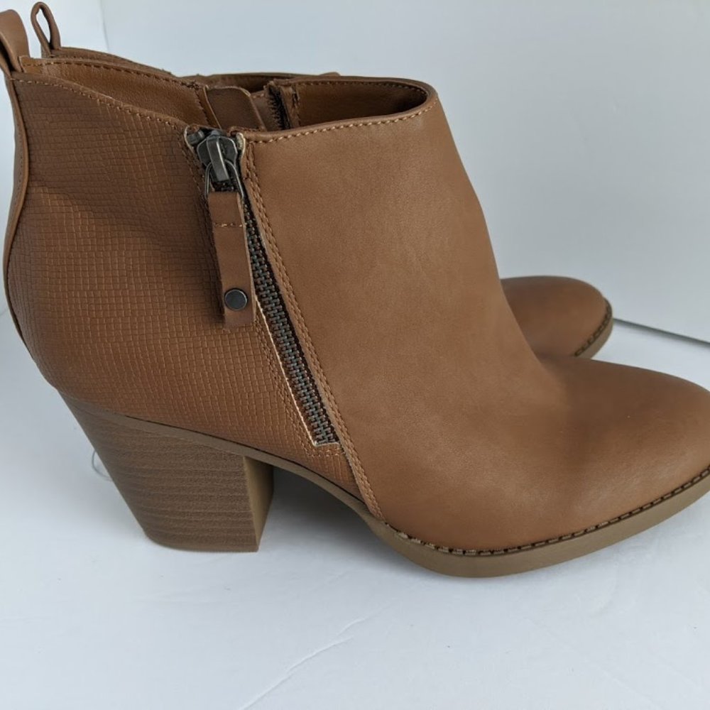Women's Jameson Double Zip Western Bootie, Cognac - Picture 2 of 6
